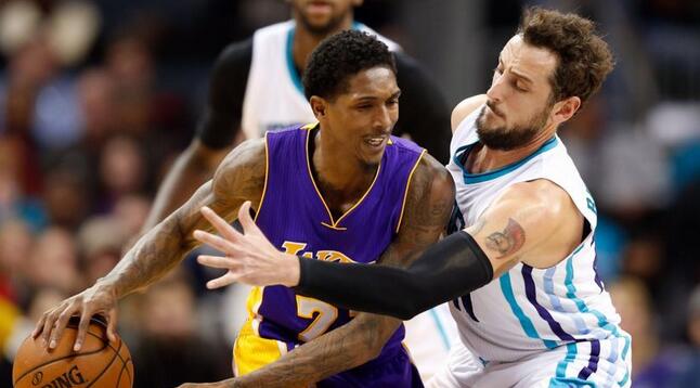 并在实践中 并在实践中