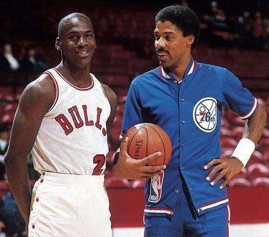 里前锋如维 里前锋如维