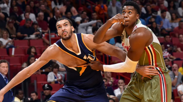 显得游刃有 显得游刃有