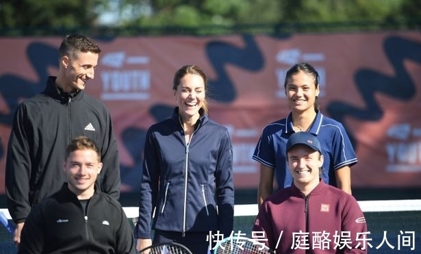 丢球总是被 丢球总是被